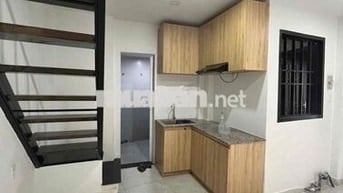 BÁN NHÀ LÊ QUANG ĐỊNH 2 LẦU 2PN CÓ SÂN XE SÁT Q1 ĐANG CHO THUÊ 7TR