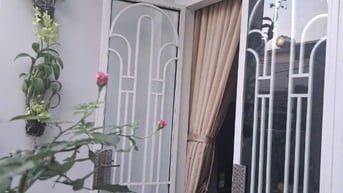  Nhà 1/ HXH 4,5m đậu trước nhà CMT8_4mx10,3m_Trệt+Lầu BT_ Giá 6,8 tỷ