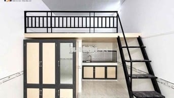CHDV DUPLEX MỚI , PHÒNG THOÁNG MÁT NẰM GẦN SÂN NAY TSN