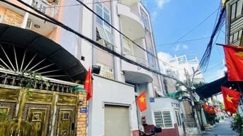 TOÀ CHDV 50 phòng - Diện tích sàn gần 1000m2- Giá cực tốt 