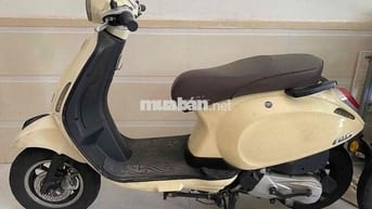 Piaggio Vespa Vàng kem