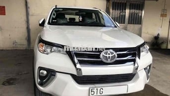 Toyota Fortuner 2.4MT 2017 Trắng 110.000 km