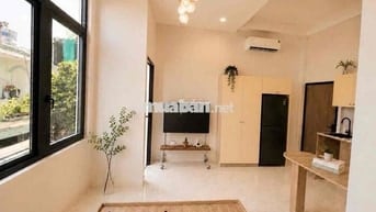 Căn hộ mới xây Thang máy Full nội thất mới sát Q5