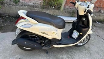 Yamaha Nozza Kem xe đẹp