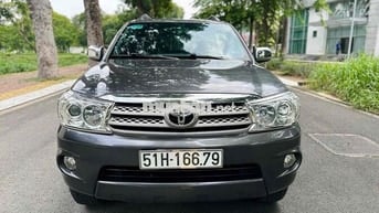 Toyota Fortuner V 4x4 AT 2010