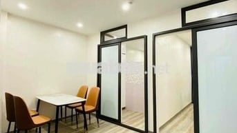 Cho Thuê 2 ngủ 1 khách mặt phố Núi Trúc