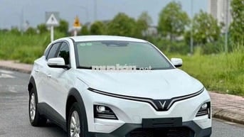 Bán VinFast VF6 Eco Trắng mới 100% Tặng TM +PK