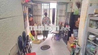 CHỈ NHỈNH 2 TỶ CÓ HỘ KHẨU NHÀ  P2 TÂN BÌNH.