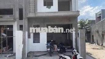 NHÀ GÓC 2 MẶT TIỀN GẦN NGÃ 4 TÂN TRIỀU
