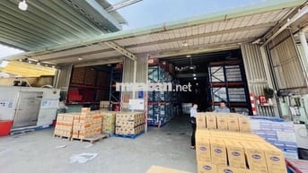 Bán kho xưởng 467 m 1 trệt 1 lầu , có thang chuyển hàng hóa