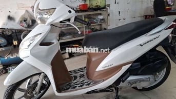 Honda Vision Trắng