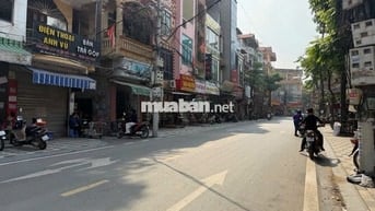 5p lên cầu Thăng Long-Ô tô đỗ cửa Đất 50m² mặt tiền 5.2m Cổ Điển 
