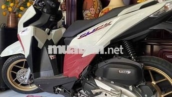 Honda Click Thái 2017 Trắng đỏ 4067km