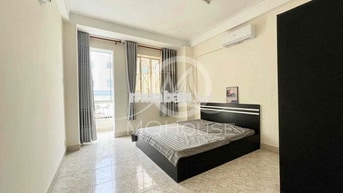 CHO THUÊ CĂN HỘ 2PN 2WC CÓ BANCOL NGAY CÔNG VIÊN HOÀNG VĂN THỤ