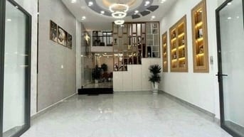 Chủ nhà ngộp bank cần bán gấp nhà 1T2L đường Bông Sao, Q8. Sổ riêng