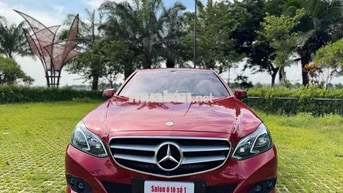 Mercedes-Benz E200 2015 Số điện tử Đỏ