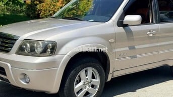 Ford Escape 2008 2.3AT 1 Cầu Vàng cát