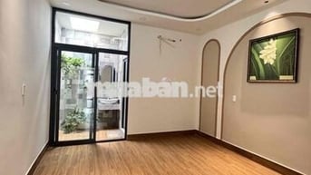 CHỦ GẤP  BÁN ‘ 2 TẦNG ‘ 4 x 14 m ‘ HẺM 6 m ‘    GiÁ 5.3 tỏi ‘    Mô tả