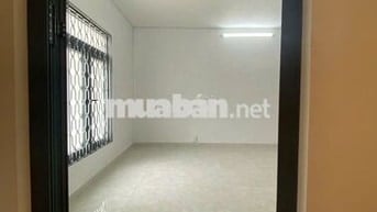 CHO THUÊ NHÀ NGUYÊN CĂN TẦNG TRỆT, HẼM XE HƠI – CÓ SÂN ĐẬU Ô TÔ 7 CHỖ