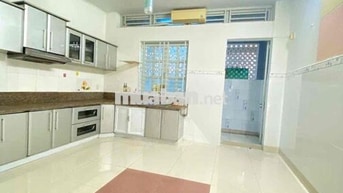 Cho thuê phòng ngay bến xe Q8 - Tạ Quang Bửu giờ giấc tự do có cửa sổ