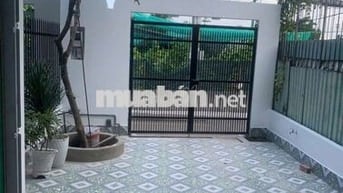 Cho thuê nhà mới mặt tiền đ42 12tr/ tháng