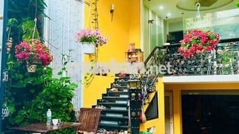 Mặt bằng cho thuê hẻm xe hơi. GIÁ CHỈ 10 TRIỆU Ngang 5m  dai 20m