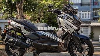 Yamaha Xmax 300 2023, có giao lưu xe.