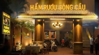 Chính chủ sang gấp nhà hàng hầm rượu & 2 căn nhà MT Nguyễn Văn Khối