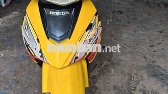 Honda Wave RS Vàng Thể thao Còn mới