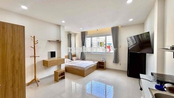 Cho Thuê Căn Hộ Cửa Sổ Lớn Full NT Rộng 30m2 Ngay Chợ Bàn Cờ Q3