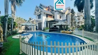 Cho thuê biệt thự 171 Nguyễn Văn Hưởng, P.Thảo Điền Q2 -DT:35m x 25m