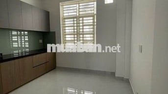  TÂN BÌNH – NHÀ – GẦN  T3 – XE HƠI ĐẬU CỬA NGÀY ĐÊM