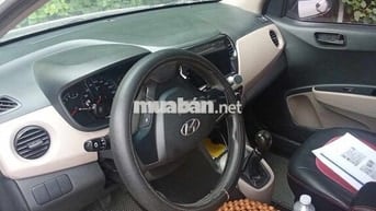 Hyundai Grand i10 Trắng Số sàn