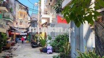 NHÀ CŨ TIỆN XÂY MỚI - HXH - P1 - QUẬN 10 - 59M2 - CHỈ 6.6 TỶ