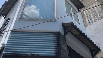 Quận 6. bán nhà hẻm Phạm Văn Chí. DT: 3x12m, 2 lầu sân thượng