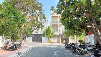 Cần Bán Biệt Thự đường 720 Cao Lỗ F4Q8 ( 160m2 Đất )