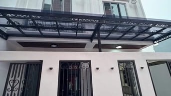 Nhà ngõ 157 Hồ Sen, đẹp mới tinh 55m2 3 tầng giá 4.25tỷ