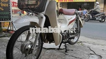 Suzuki Classic 50cc Trắng