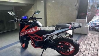 KTM Duke 390 Cam đen
