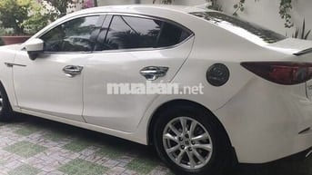 Mazda Mazda 3 Trắng 5 chỗ