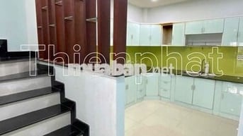 Nguyên căn 3PN hẻm xe hơi gần chung cư M One