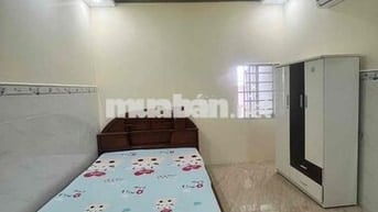 Phòng máy lạnh Nguyễn Thái Sơn/ Dương Quảng Hàm