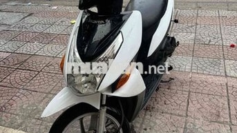 Honda Click Trắng