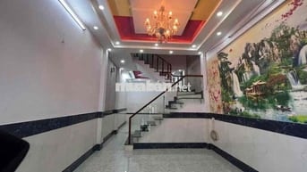 Trệt 2 lầu sân thượng 4*14; 3pn Rẻ chốt lẹ