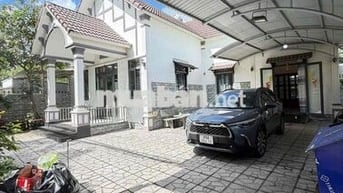 Nhà sân vườn 260m2 gần Đại học Tây Đô