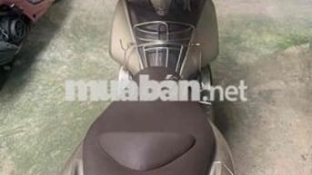 Honda PCX Vàng cát Xăng