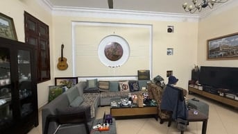 Biệt thự 4T vị trí đẹp ngõ Thuỵ Khuê vài bước ra Hồ Tây Dt 108m mt 8m