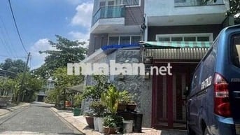Bán nhà KDC An Sương, Q12. 4x20m, 1 lững, 2 lầu, đường xe hơi