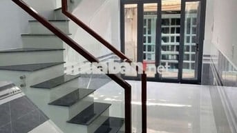 bán nhà hẻm 1027 huỳnh tấn phát ,quận 7 ..