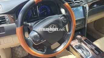 Toyota Camry 2.0E 2017 Vàng cát